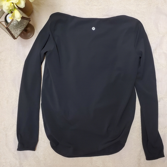 Lululemon Faux Wrap Top - Picture 8 of 8